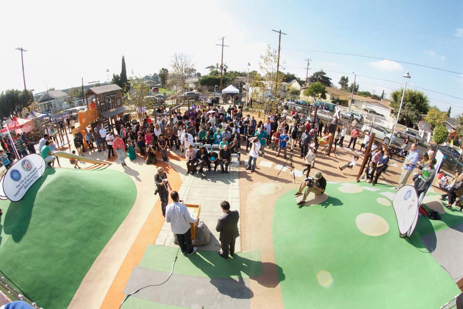 Monitor-Skatepark-Los-Angeles-California-Spohn-Ranch-Grand-Opening