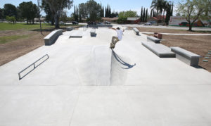 ArvinSkatepark_SpohnRanch_Nosebonk