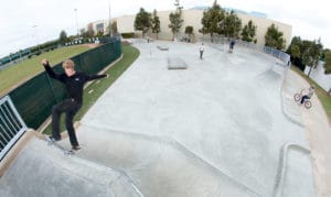 ManhattanBeachSkatepark_JaredCleland_Fsblunt_SpohnRanchP