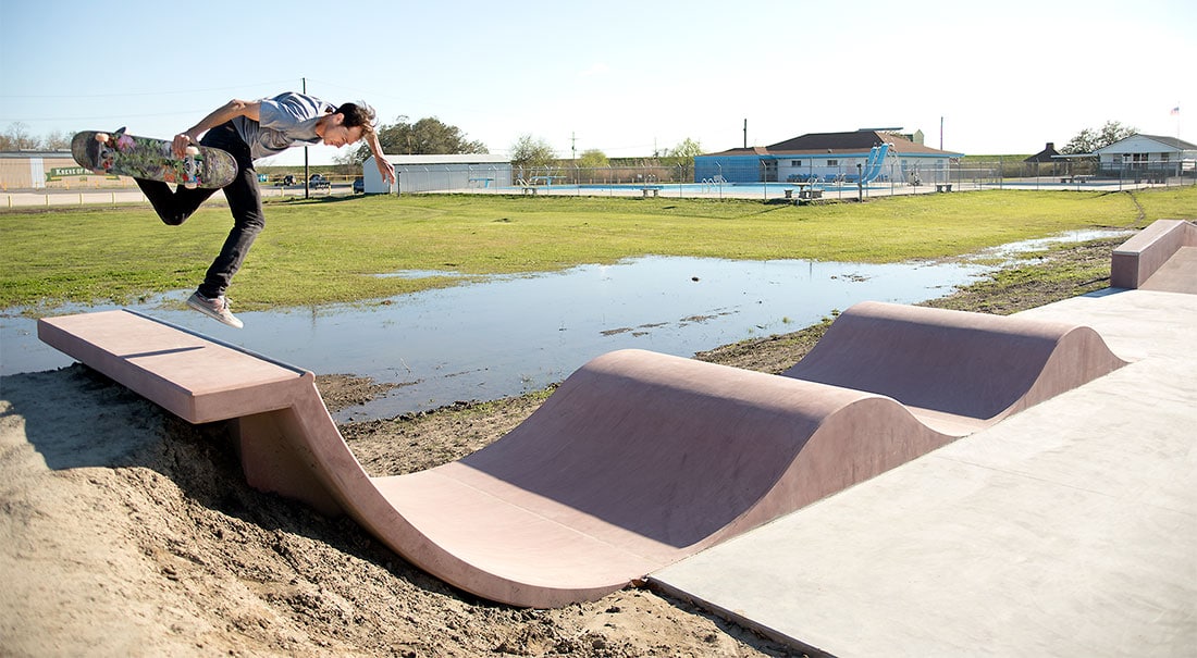 charliethomas_goldenmeadow_spohnranchV4B