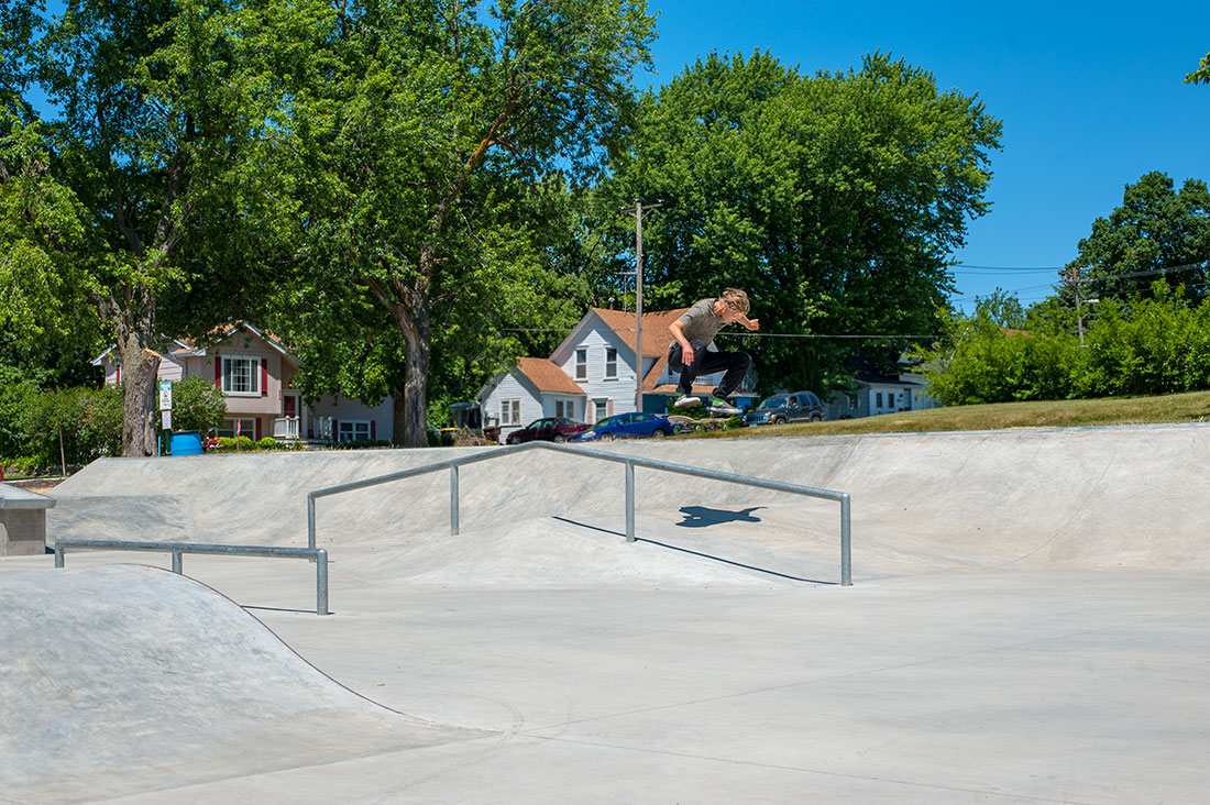 WintersetSkateparkSpohnRanchFSflipB