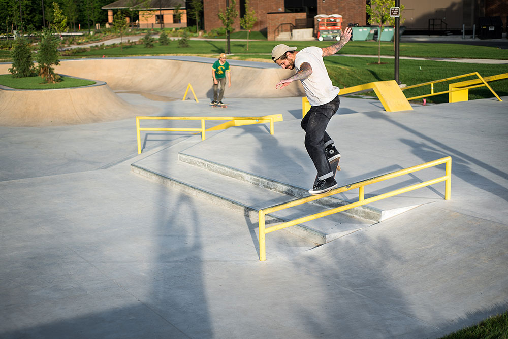 crooked grind Shoreview skatepark designed and built by Spohn Ranch