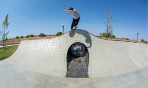 Backside Smith through the Perris Keyhole