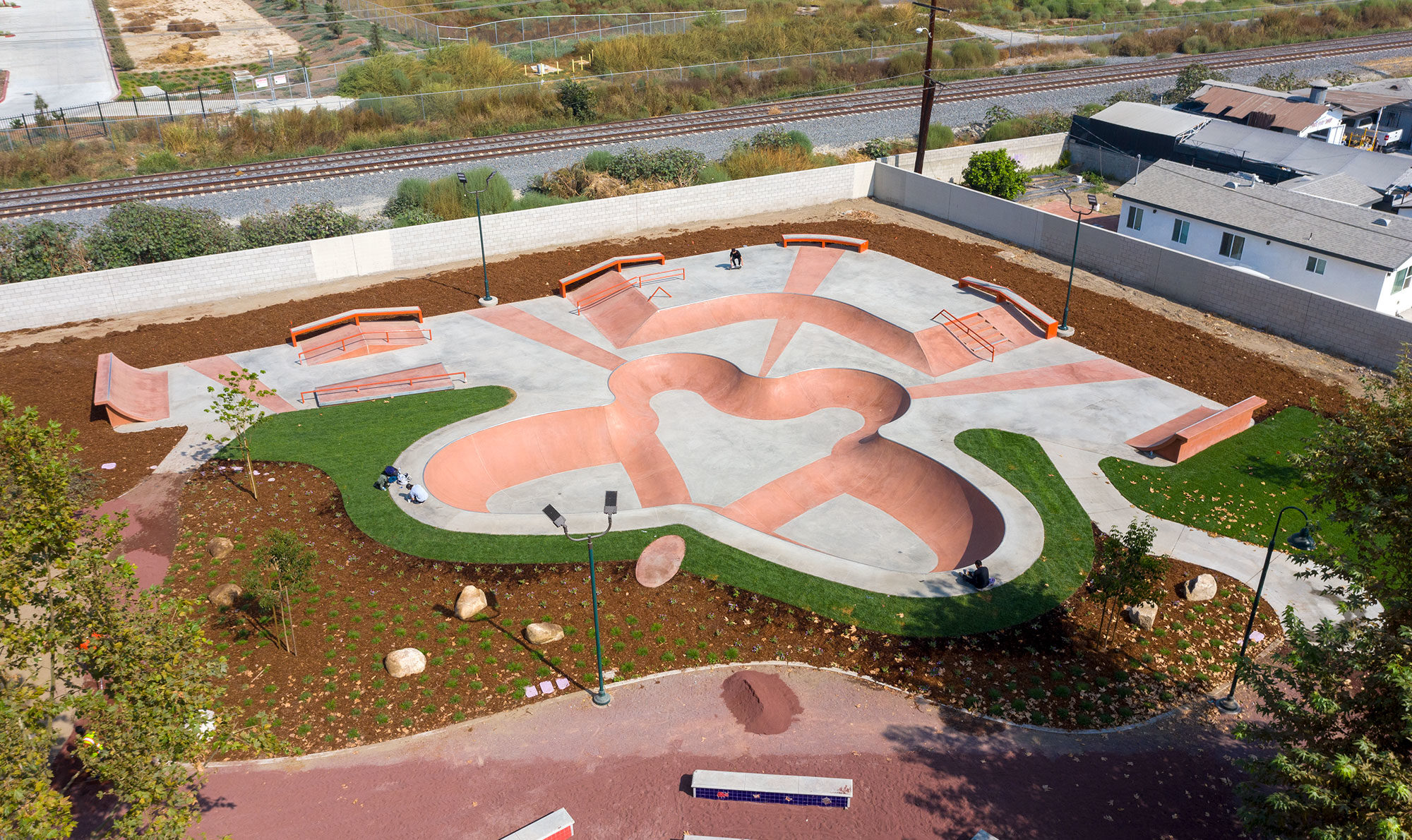 Gibson Mariposa Skatepark El Monte Hubba and Street Section