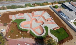 Gibson Mariposa Skatepark El Monte Pathway and Mulch