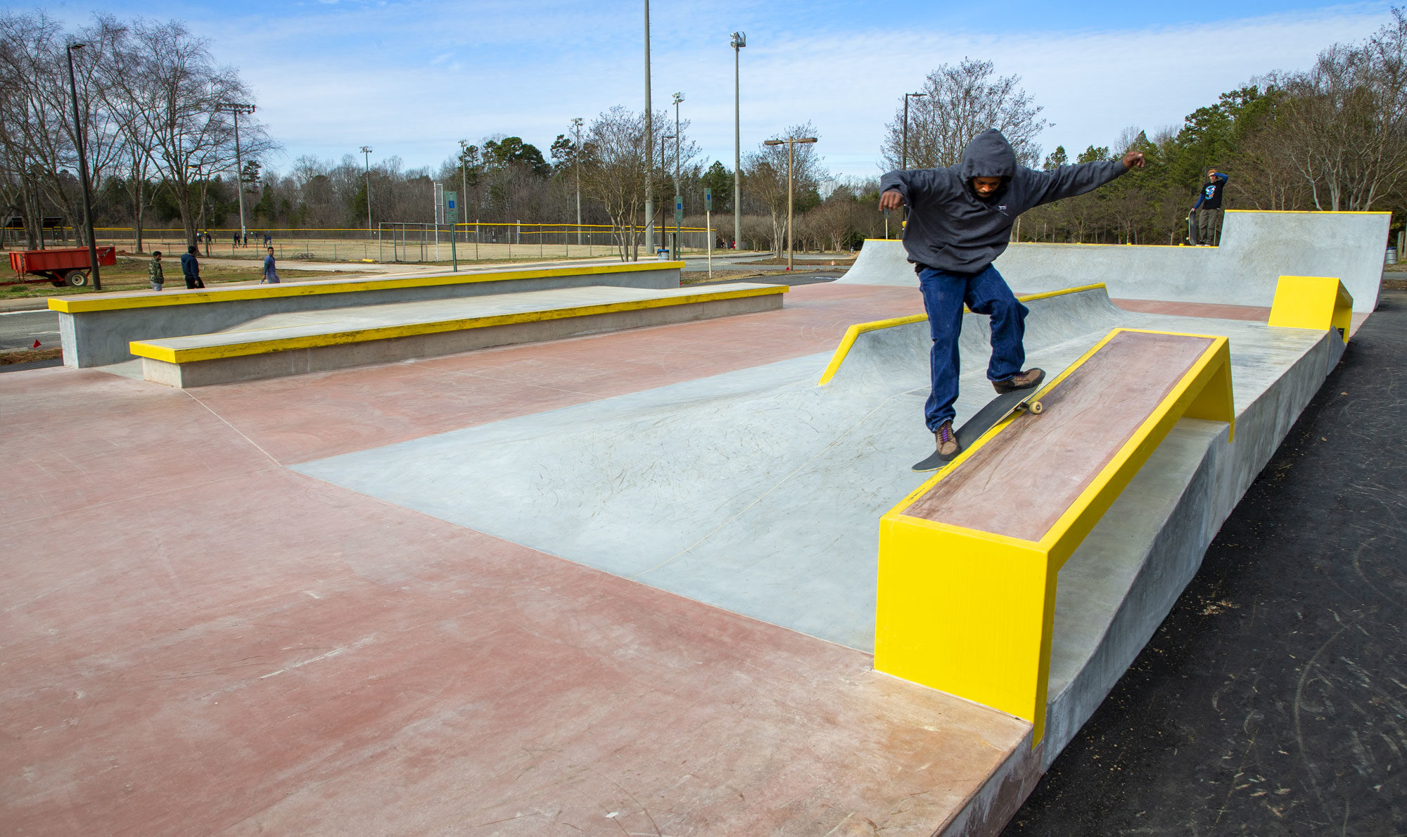 Frontside smith on the hubba at Mecklenburg Skatepark