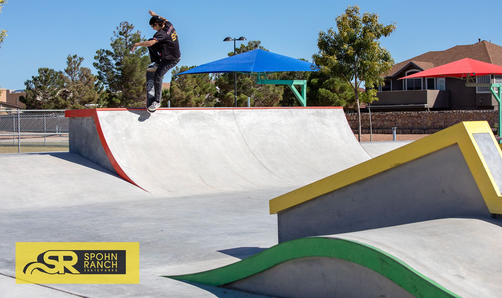 Blunt to fakie at the Horizon City Skatepark in Texas built by Spohn Ranch